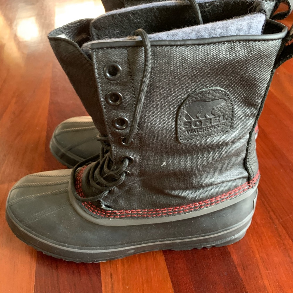 NEW Sorel Boots Men size 10